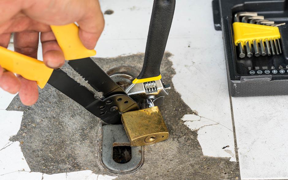 techniciens qualifiés serrurier ouverture de porte Massy